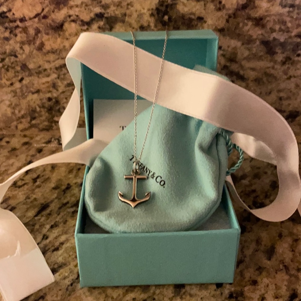 Tiffany & Co. Anchor necklace. Sterling silver